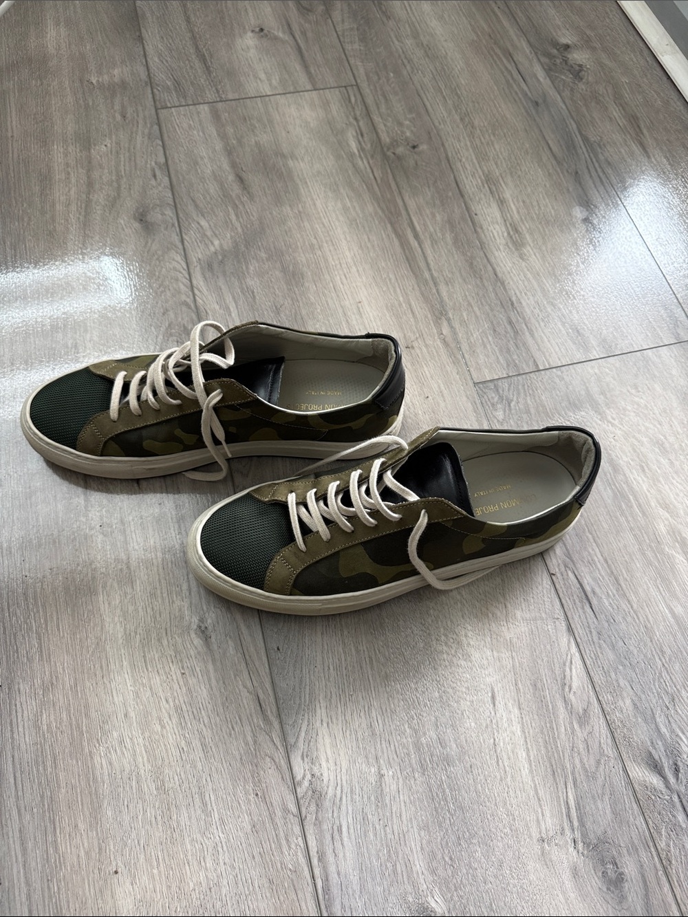 Common Projects Men's Camouflage Low-Top Sneakers in Green and Black - Picture 7 of 8